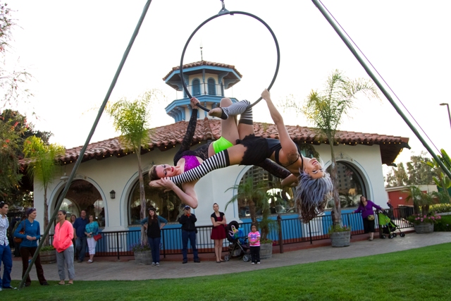 Buskers Acrobats Seaport Village