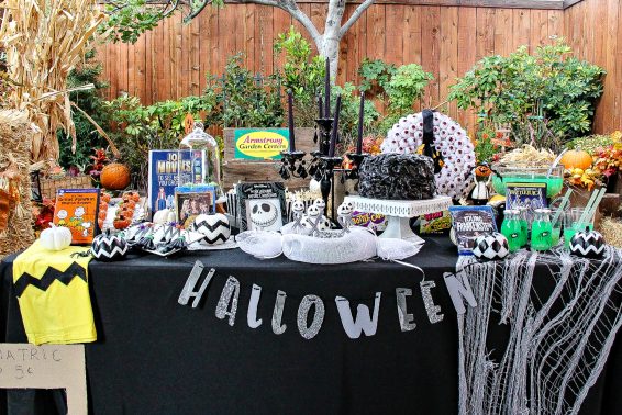 cw6-halloween-table-display