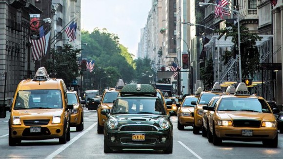 PNY MINI-Cooper-Fifth-Avenue_P