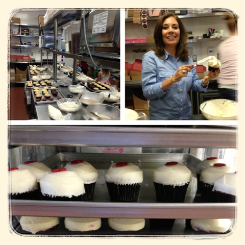 Frosting Sprinkles Cupcakes in La Jolla. Photo S. Valle